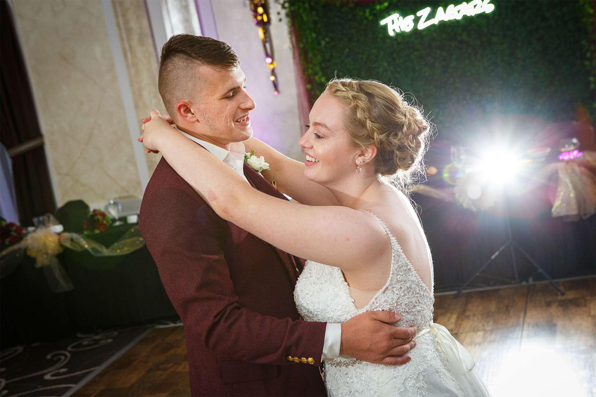 Fond du Lac Wedding with an Art Deco Backdrop