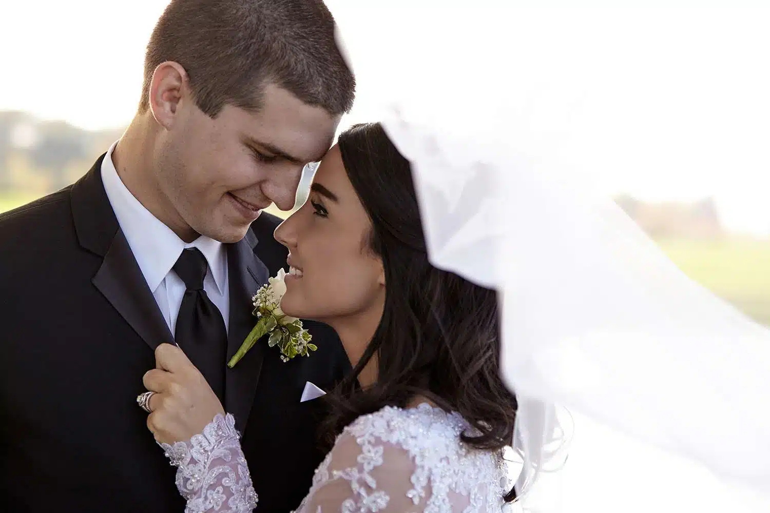Cortney & Brian’s Elegant Black & White Wedding at the Radisson Green Bay