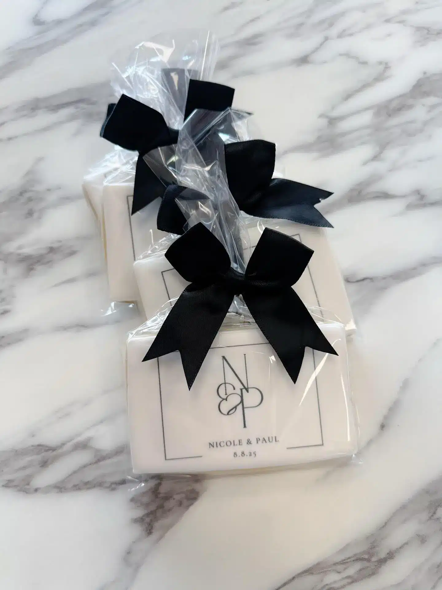 ndividually wrapped custom cookies for a wedding favor.