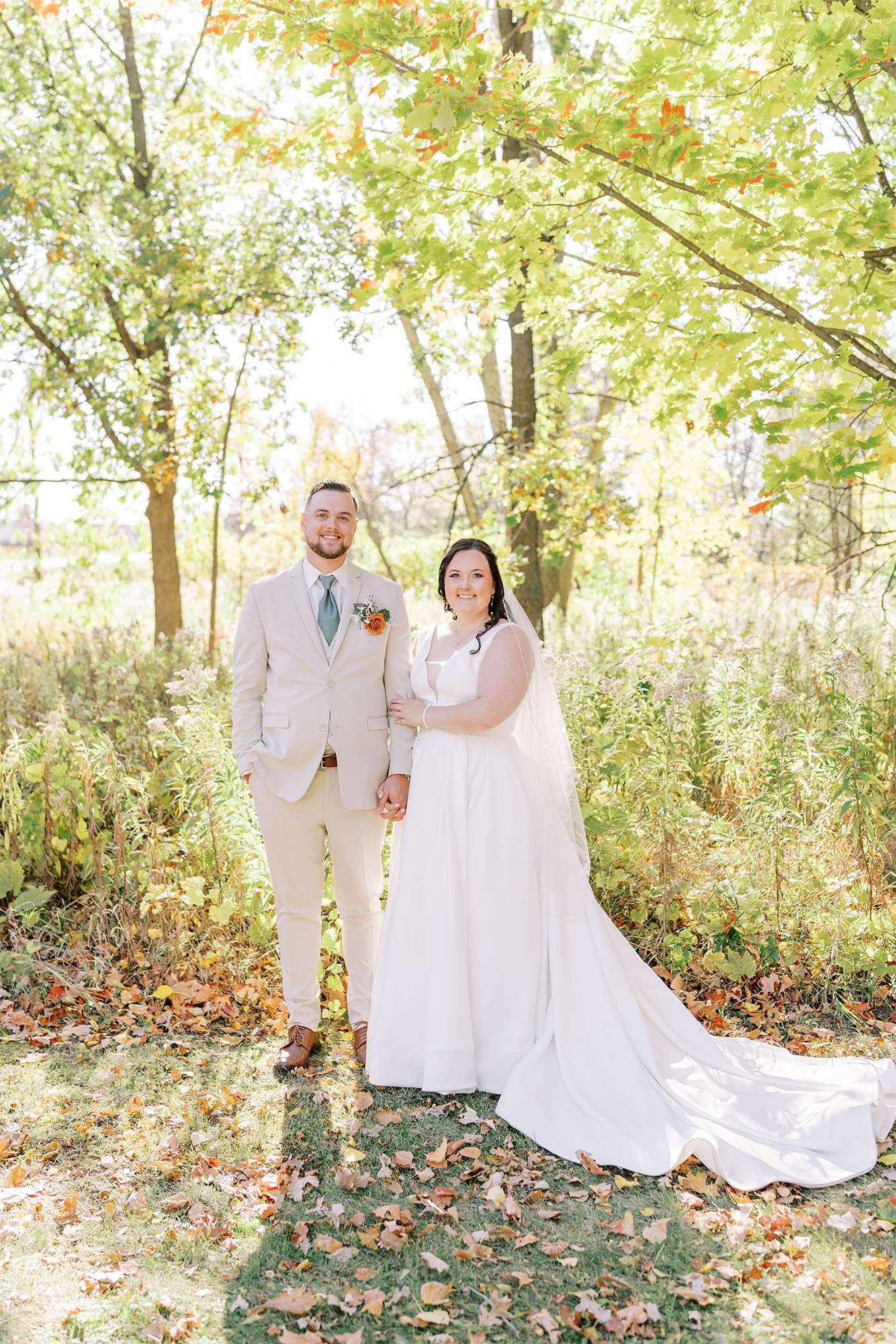 Amy & Alex's Fall Wedding at Heritage Hill State Park