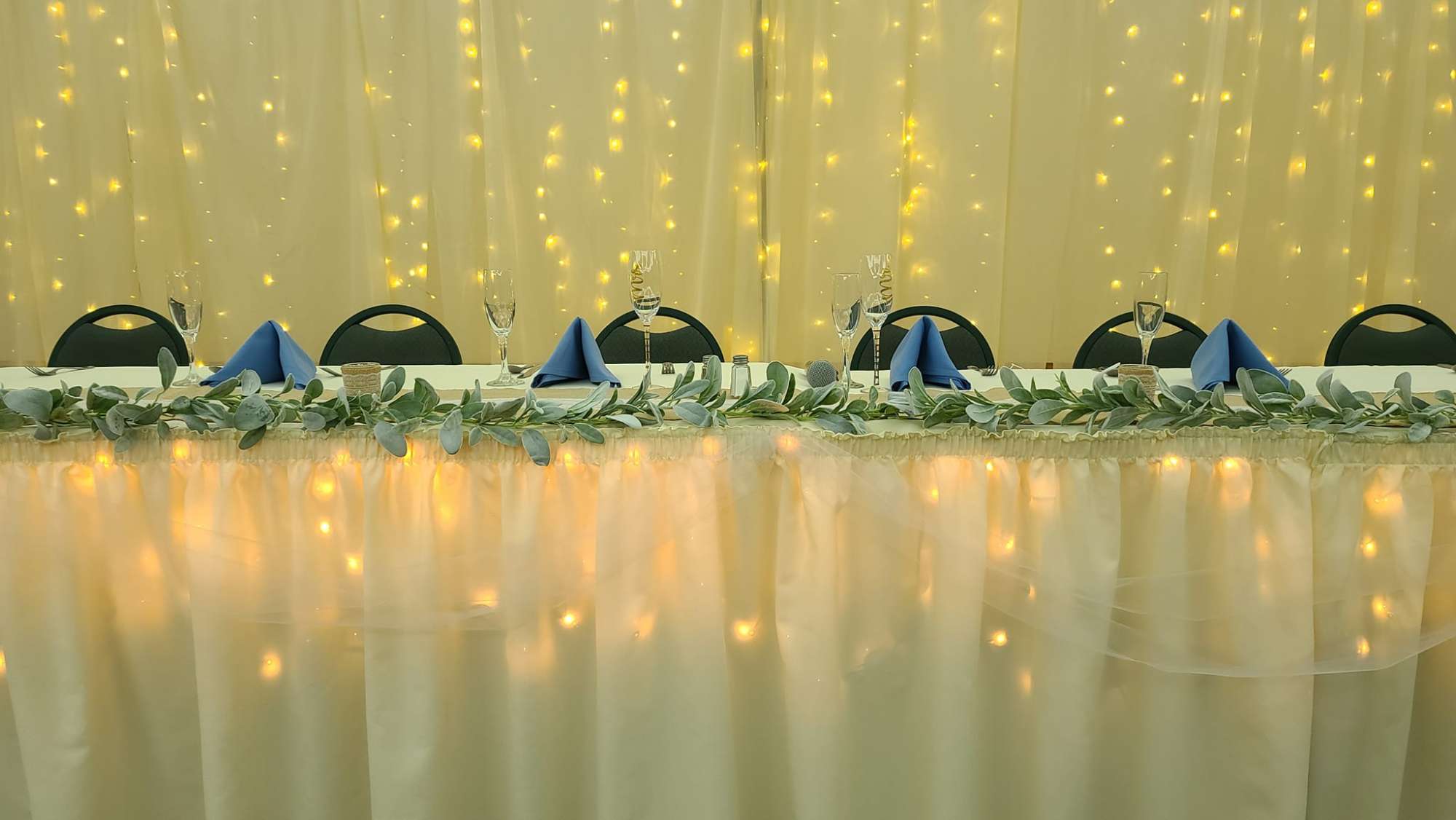 lasures-wedding-reception-head-table