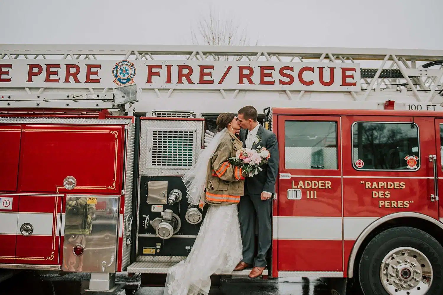 Morgan & Michael’s Elegant Wedding at the Swan Club in De Pere