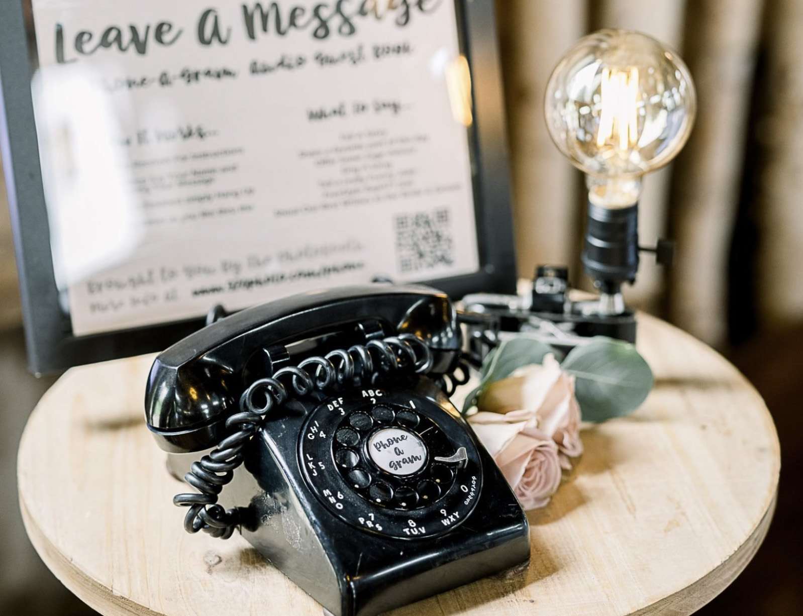 phone-a-gram-featured-1 Phone-A-Gram