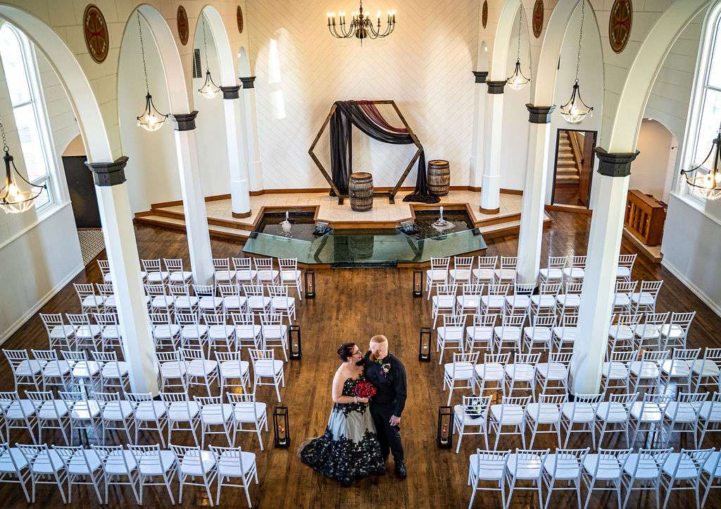 Wedding ceremony at Hamlet Creek in Green Bay.
