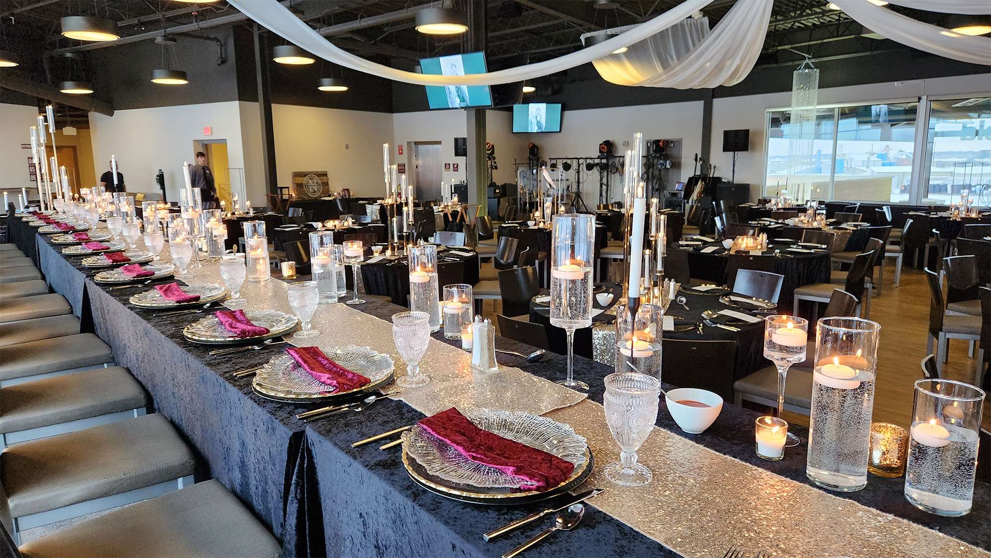 Head table at The Fox Club in Appleton.