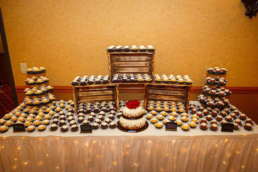Nothin Bundt Cakes wedding dessert table at Tundra Lodge wedding reception in Green Bay.