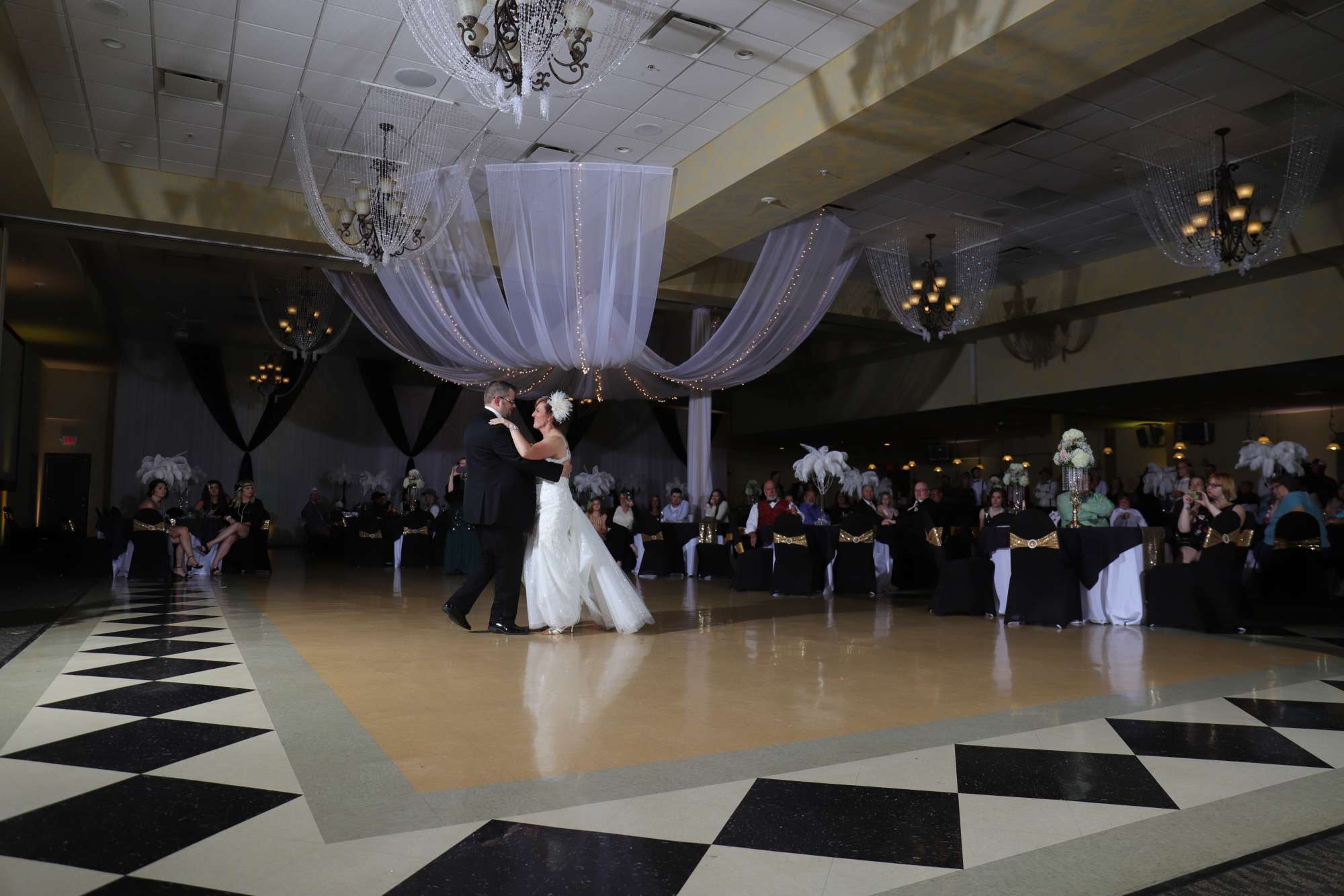 Lauren & Ryan’s Great Gatsby Wedding at The Grand Meridian in Appleton
