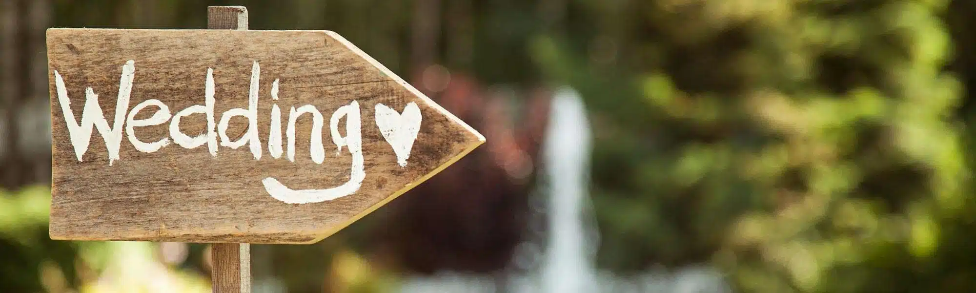 Looking for a Personalized Wedding Gift?