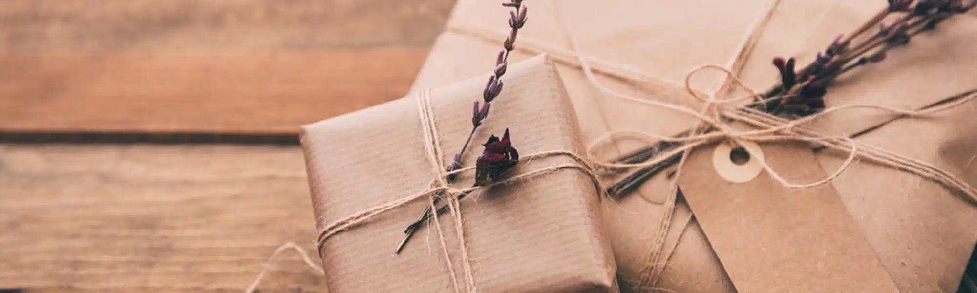 9 Badass Anniversary Gifts