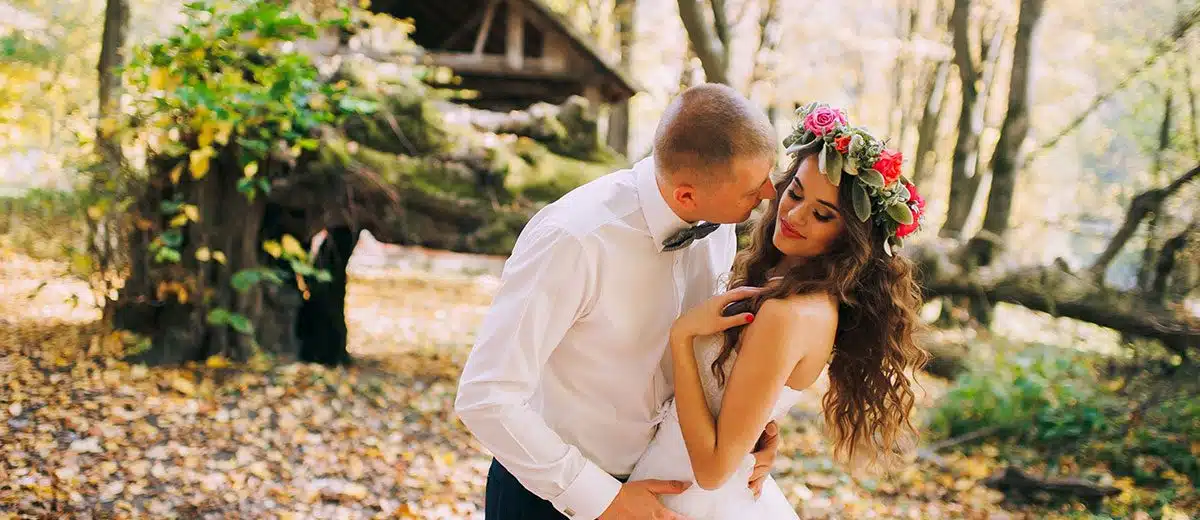 Wedding Trend: Rustic-Chic Styles in 2016