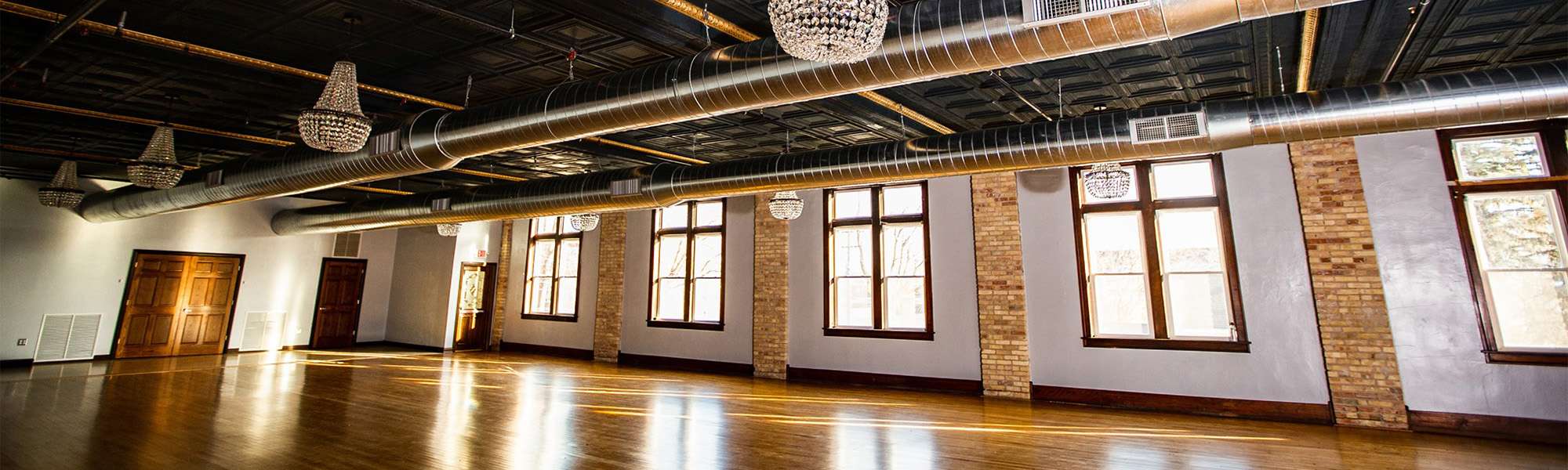 Wedding Venue Spotlight-Crescent Ballroom