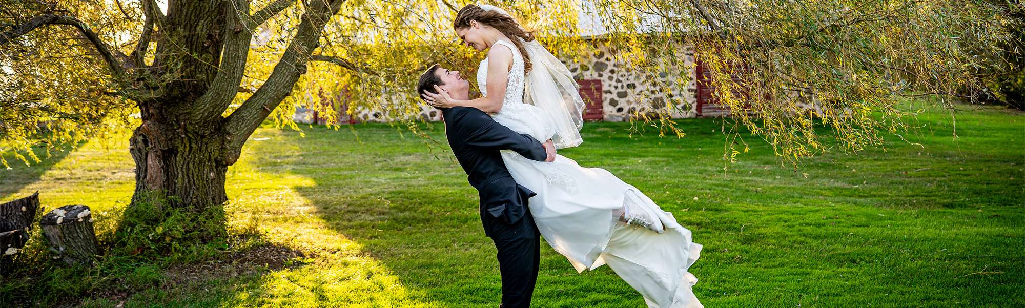 Erin and Quinten’s Woelfel Homestead Farm Wedding