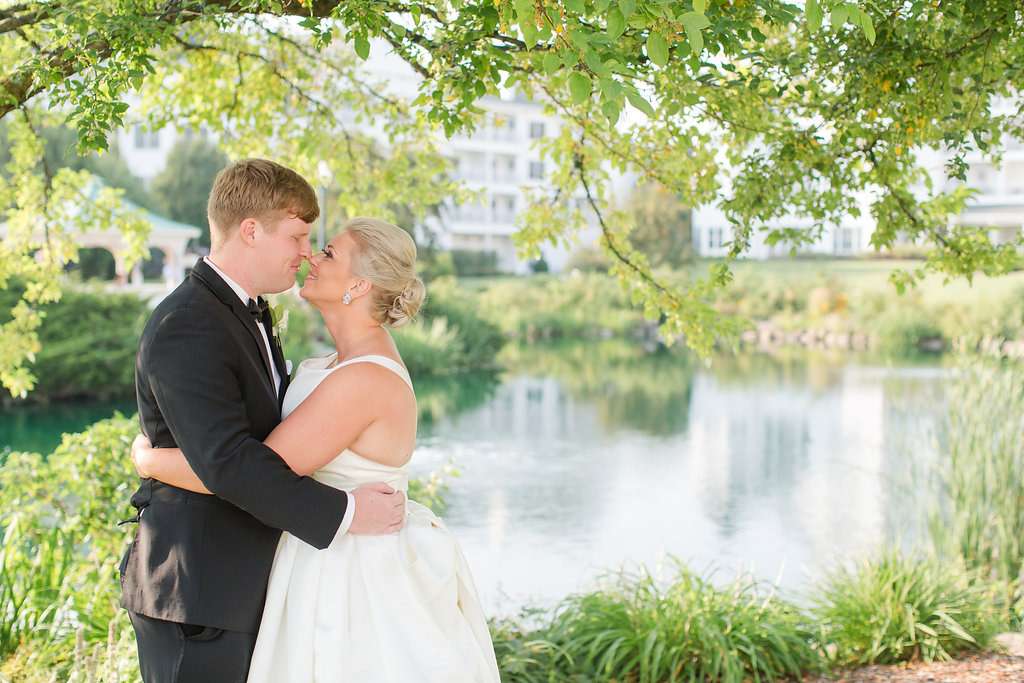 Katie and Nick’s Modern, Nantucket-Inspired Wedding at the Osthoff