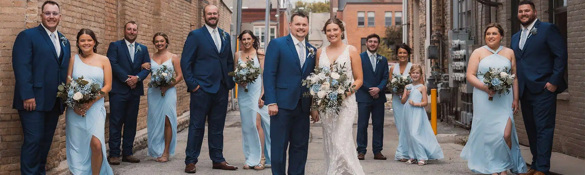 Stunning Venue 404 Summer Wedding