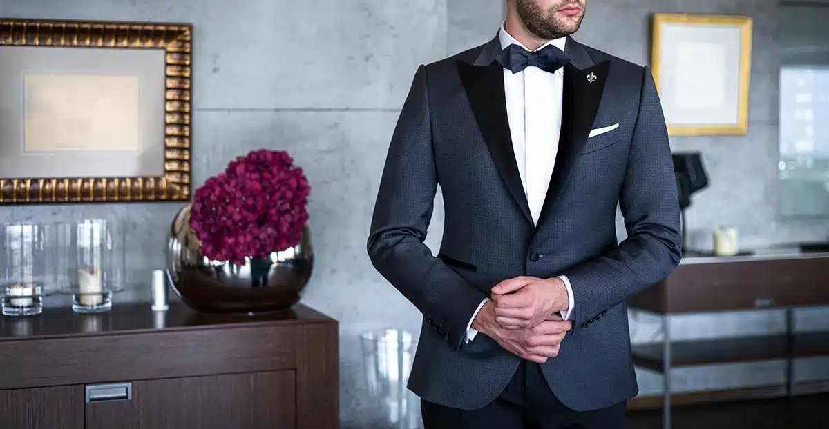 Adding Flair to Your Groom (and his Men!)