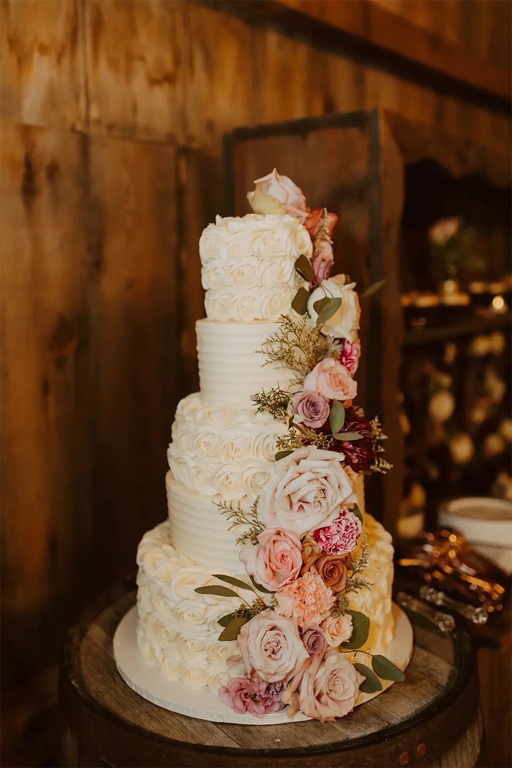 Beautiful tiered wedding cake from the Cupcake Couture. Beautiful tiered wedding cake from the Cupcake Couture.