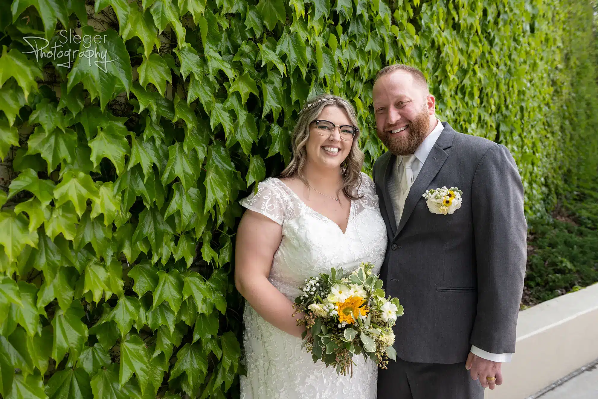 rustic-green-bay-wedding-at-tundra-lodge-47