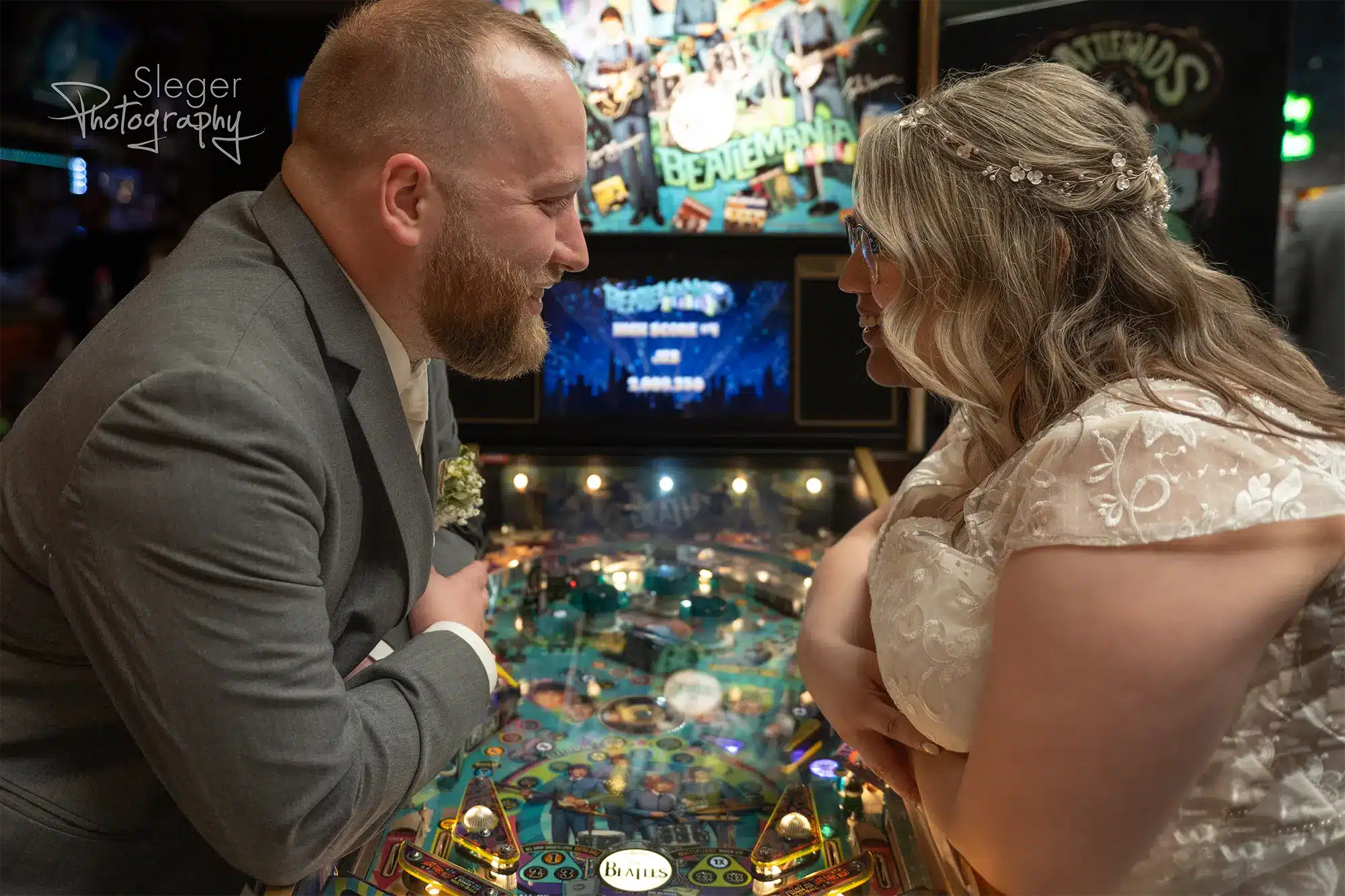rustic-green-bay-wedding-at-tundra-lodge-53