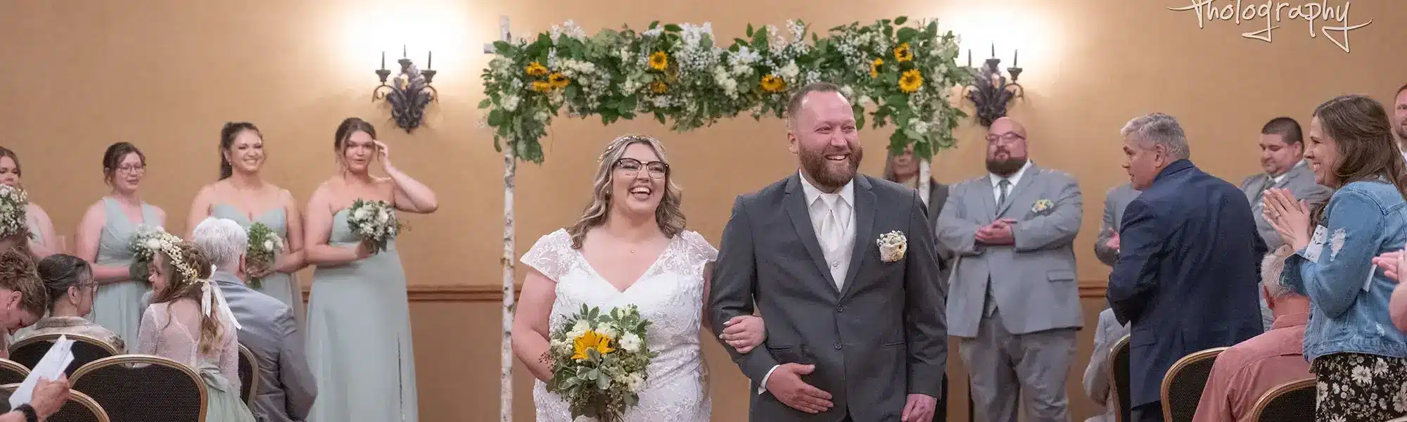 Rustic Green Bay Wedding at Tundra Lodge | Hillary & Tom