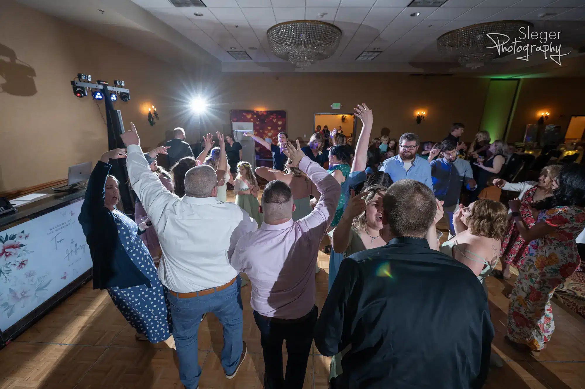 rustic-green-bay-wedding-at-tundra-lodge.6